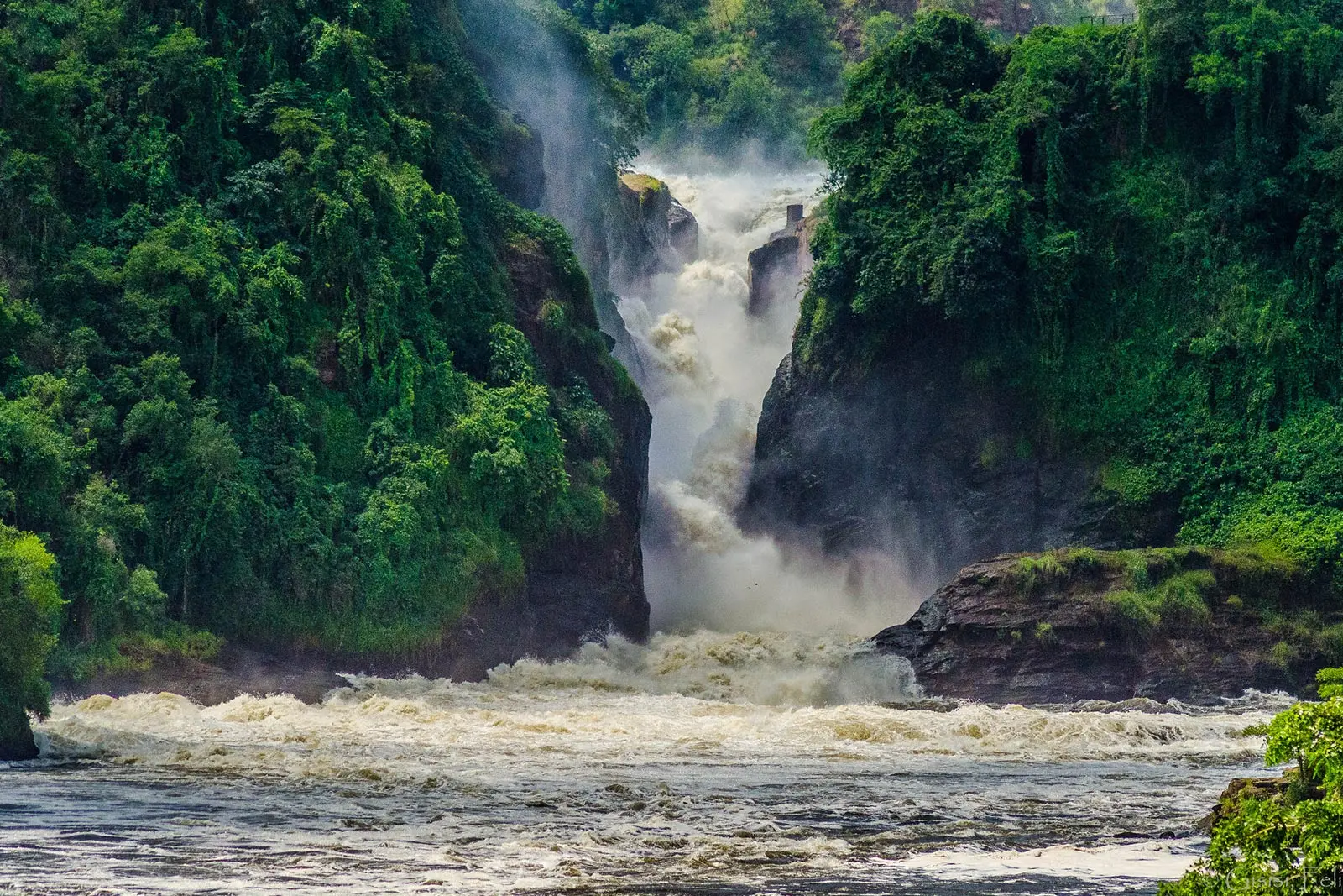 MURCHISON FALLS NATIONAL PARK “THE WOLRDS MOST POWERFUL WATERFALL”
